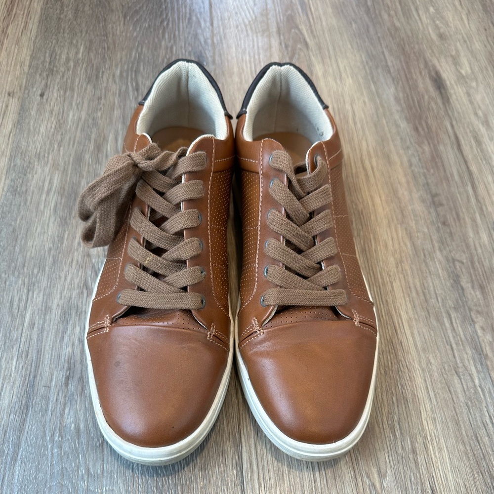 Goodfellow men’s shoes. Great to dress up or down.